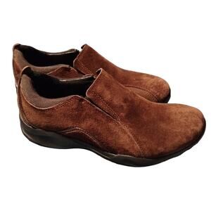 Clarks Womens Size 6 Wave Brown Leather Suede Upper Comfort Slip-On Shoes 87569